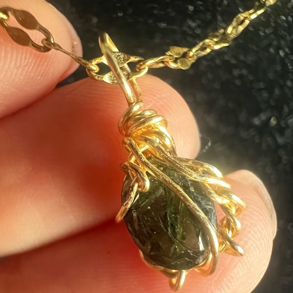 Deep Green Gemstone Choker on Sparkly Gold Chain — 14" Fit - Picture 9 of 17